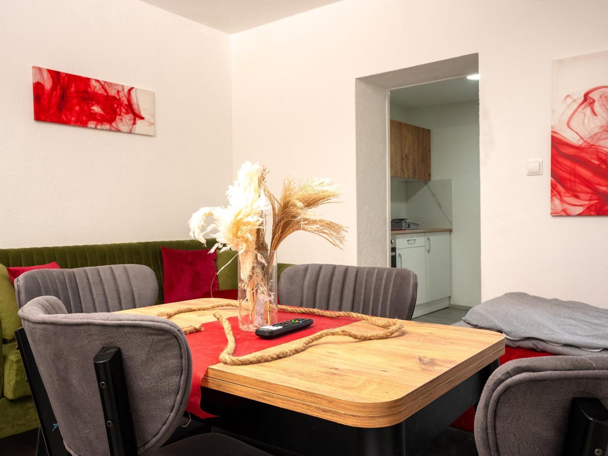 Serviceroom24 - Apartment 4 In Herten Wlan - Smart-Tv - 24-7 Check-In Und Kueche Exteriör bild